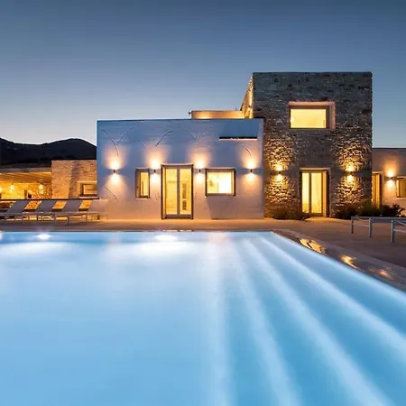 Crystal Blue 4br With Infinity Pool By Jj Hospitality * Paro
